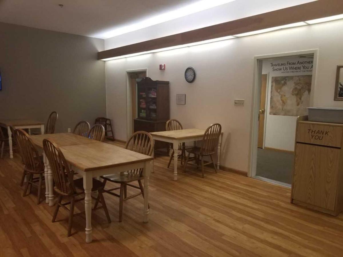 Hotel Brook Pointe Syracuse