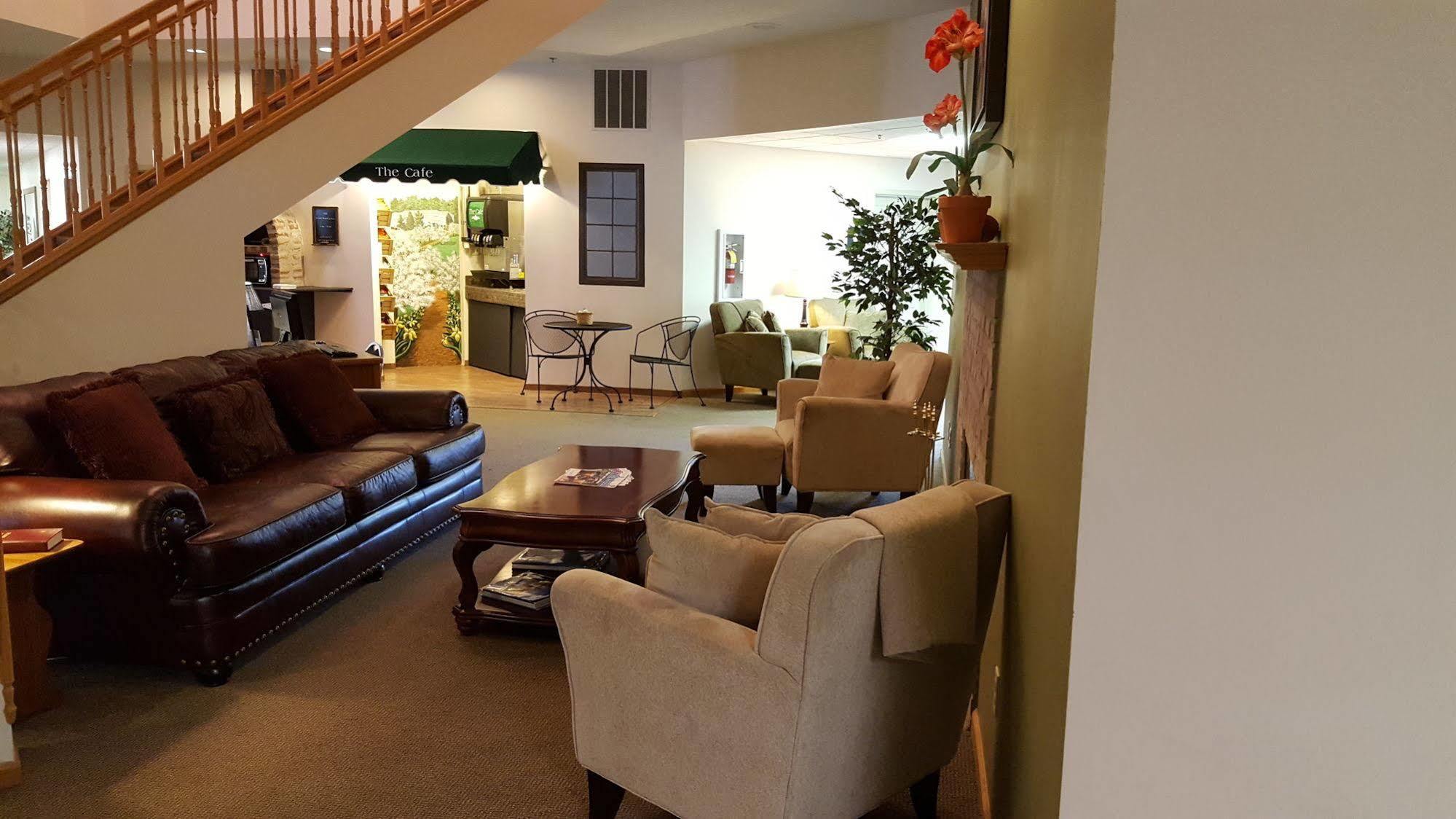 Brook Pointe 2*