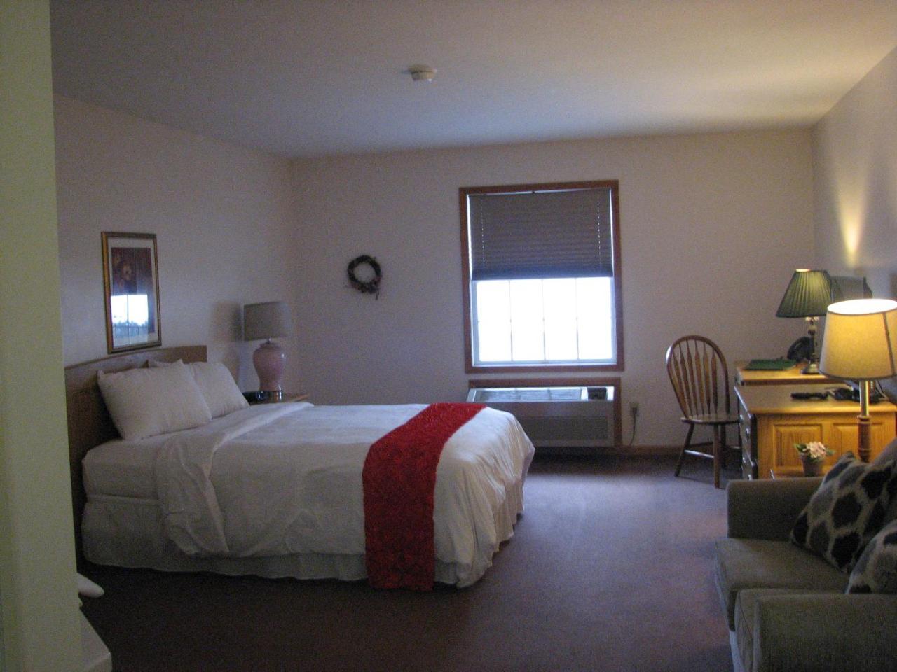 Hotel Brook Pointe 2*